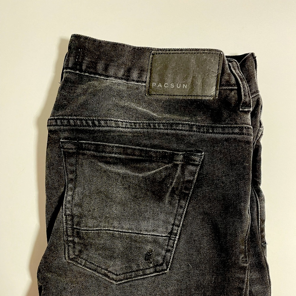 PacSun Men’s Stacked Skinny jeans distressed gray